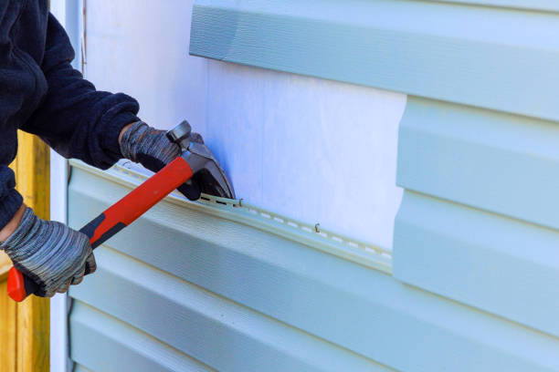 Reliable Siding Repair contractor in Forest Lake, MN by Creative Siding
